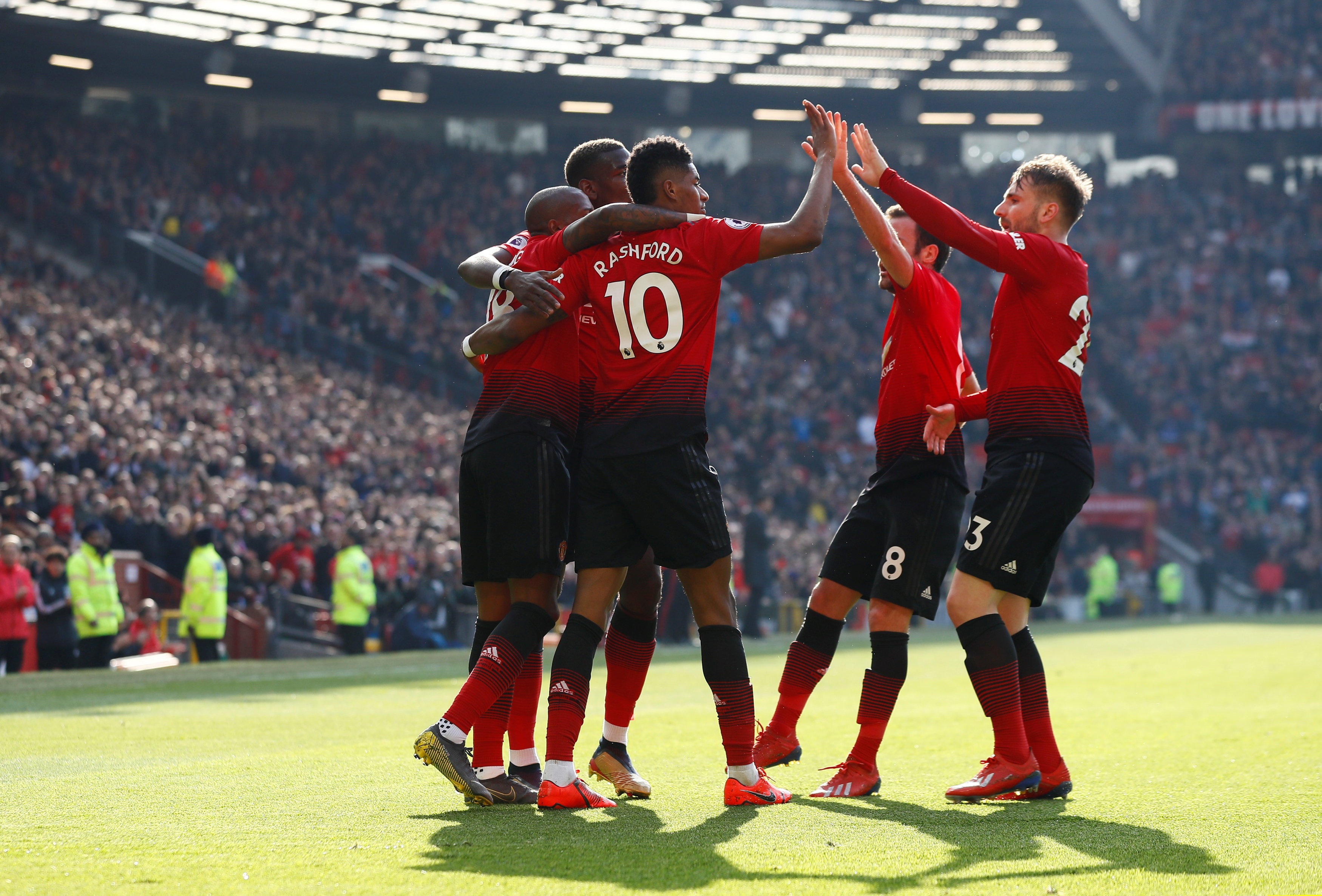 让古江彩佳 让古江彩佳